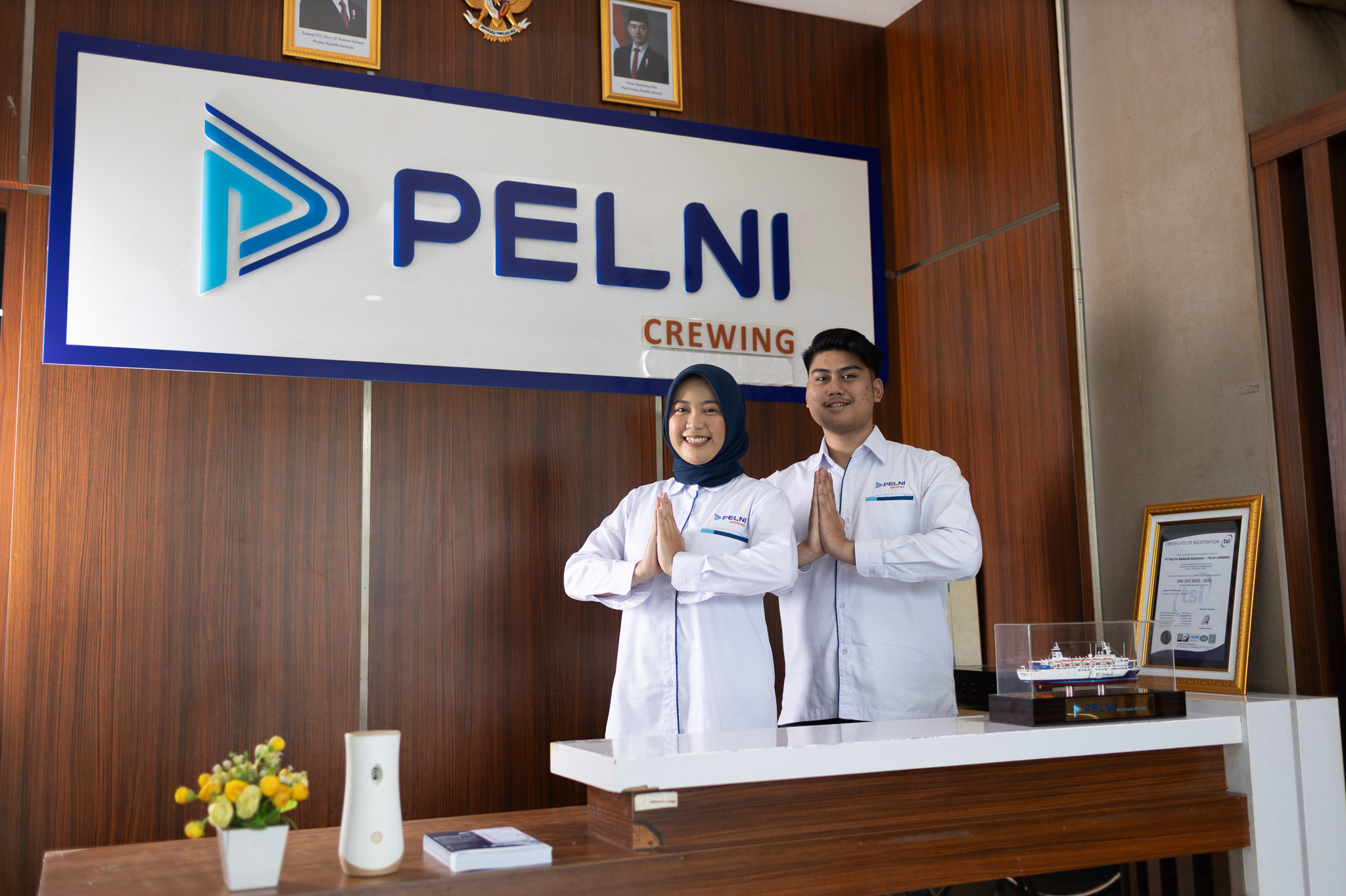 pelni-crewing